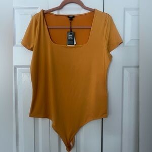 NWT Express Body Contour Yellow Short Sleeve Bodysuit, Size XL